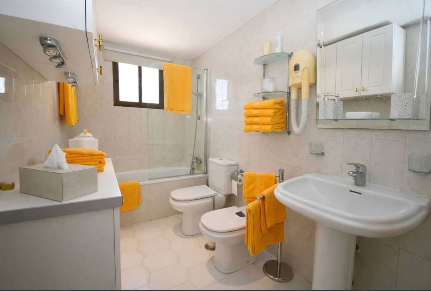 3 soverom Leilighet til salgs i Las Lagunas de Mijas med svømmebasseng - € 385 000 (Ref: 9880233)
