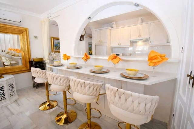 3 sypialnia Apartament na sprzedaż w Las Lagunas de Mijas, Mijas z basenem - 385 000 € (Ref: 9880233)