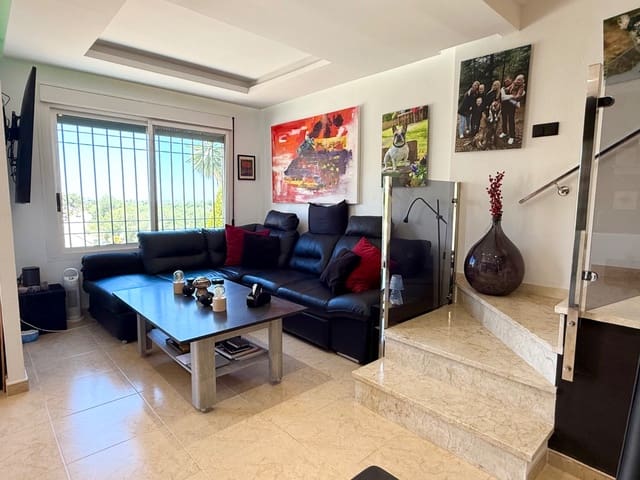 Casa de 2 habitaciones en Campoamor, Orihuela en venta con piscina - 269.000 € (Ref: 9883593)