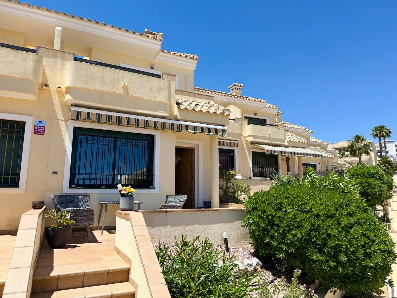 2 bedroom Townhouse for sale in Campoamor with pool - € 269,000 (Ref: 9883593)