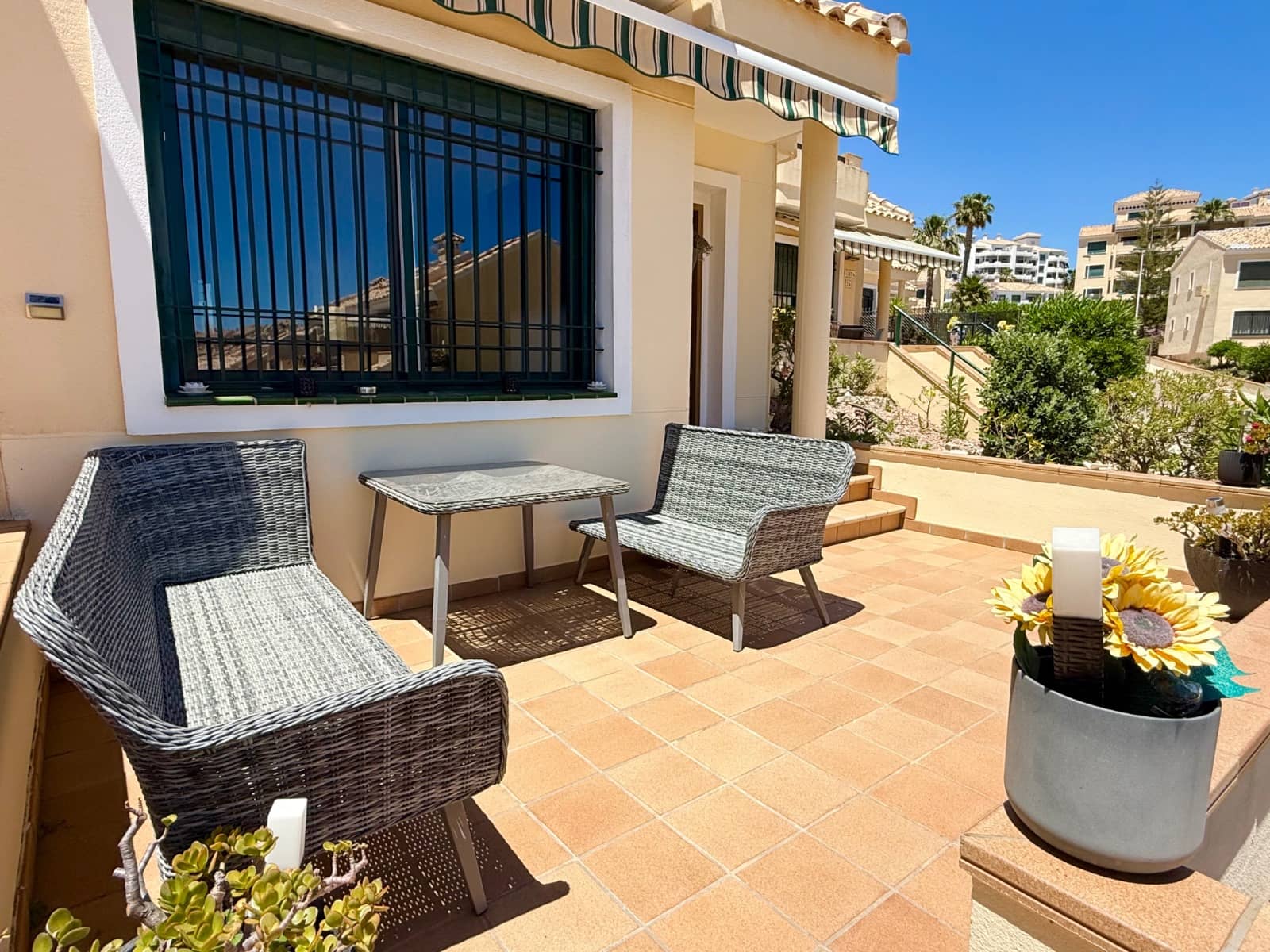 2 bedroom Townhouse for sale in Campoamor with pool - € 269,000 (Ref: 9883593)