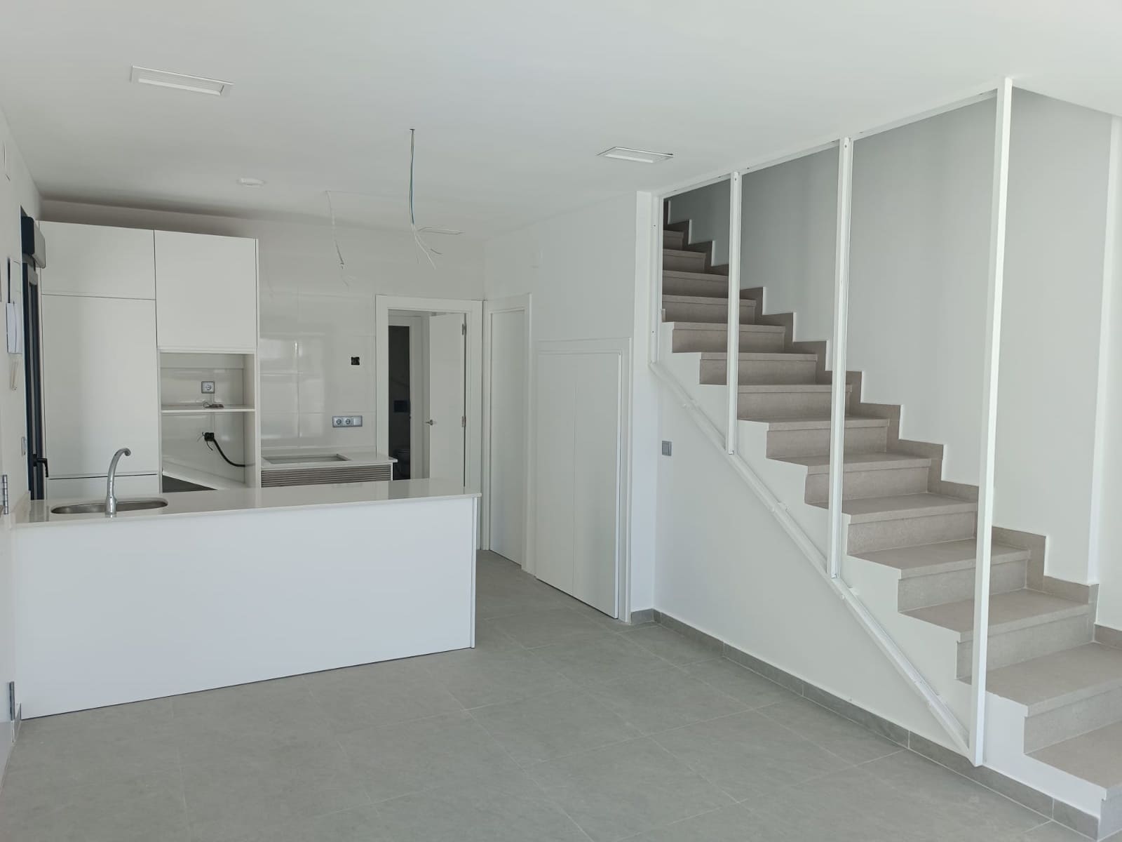 3 soverom Hus til salgs i Daya Nueva med svømmebasseng - € 317 000 (Ref: 9940877)