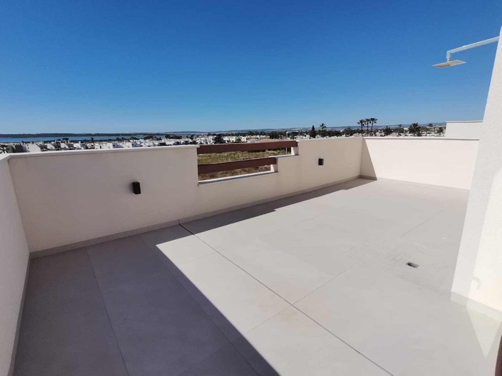 3 soverom Villa til salgs i Ciudad Quesada med svømmebasseng - € 649 000 (Ref: 9953254)