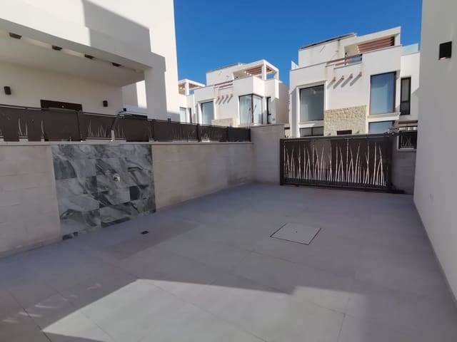 3 soverom Villa til salgs i Ciudad Quesada, Rojales med svømmebasseng - € 649 000 (Ref: 9953254)