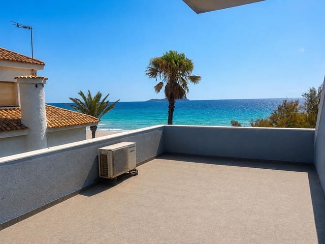 3 soveværelse Villa til salg i La Manga del Mar Menor - € 815.000 (Ref: 9954652)