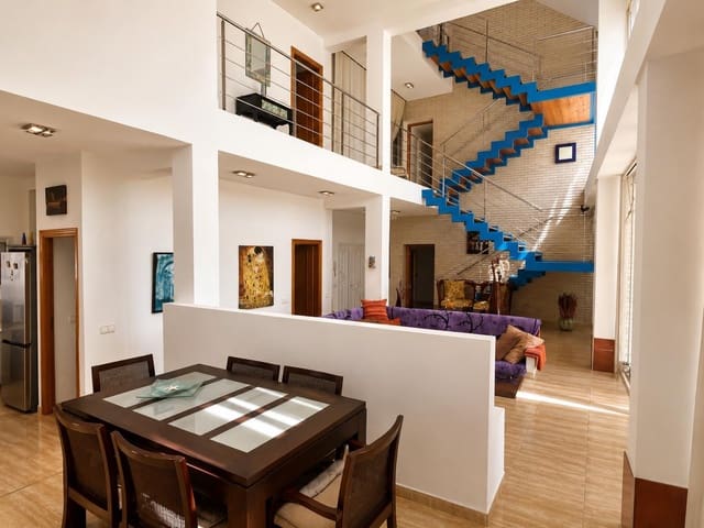 3 soveværelse Villa til salg i La Manga del Mar Menor - € 815.000 (Ref: 9954652)