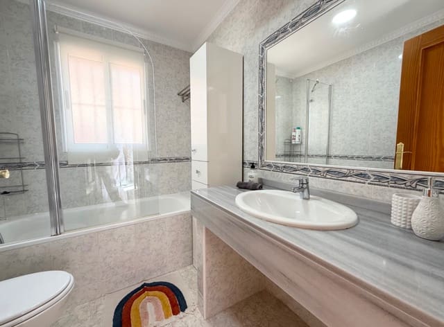 3 slaapkamer Villa te koop in Las Filipinas met zwembad - € 295.000 (Ref: 9958428)