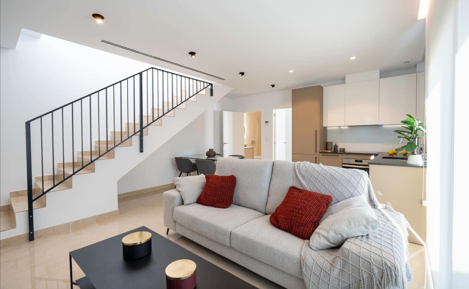 Casa de 3 habitaciones en Gran Alacant en venta con piscina - 350.000 € (Ref: 9985844)