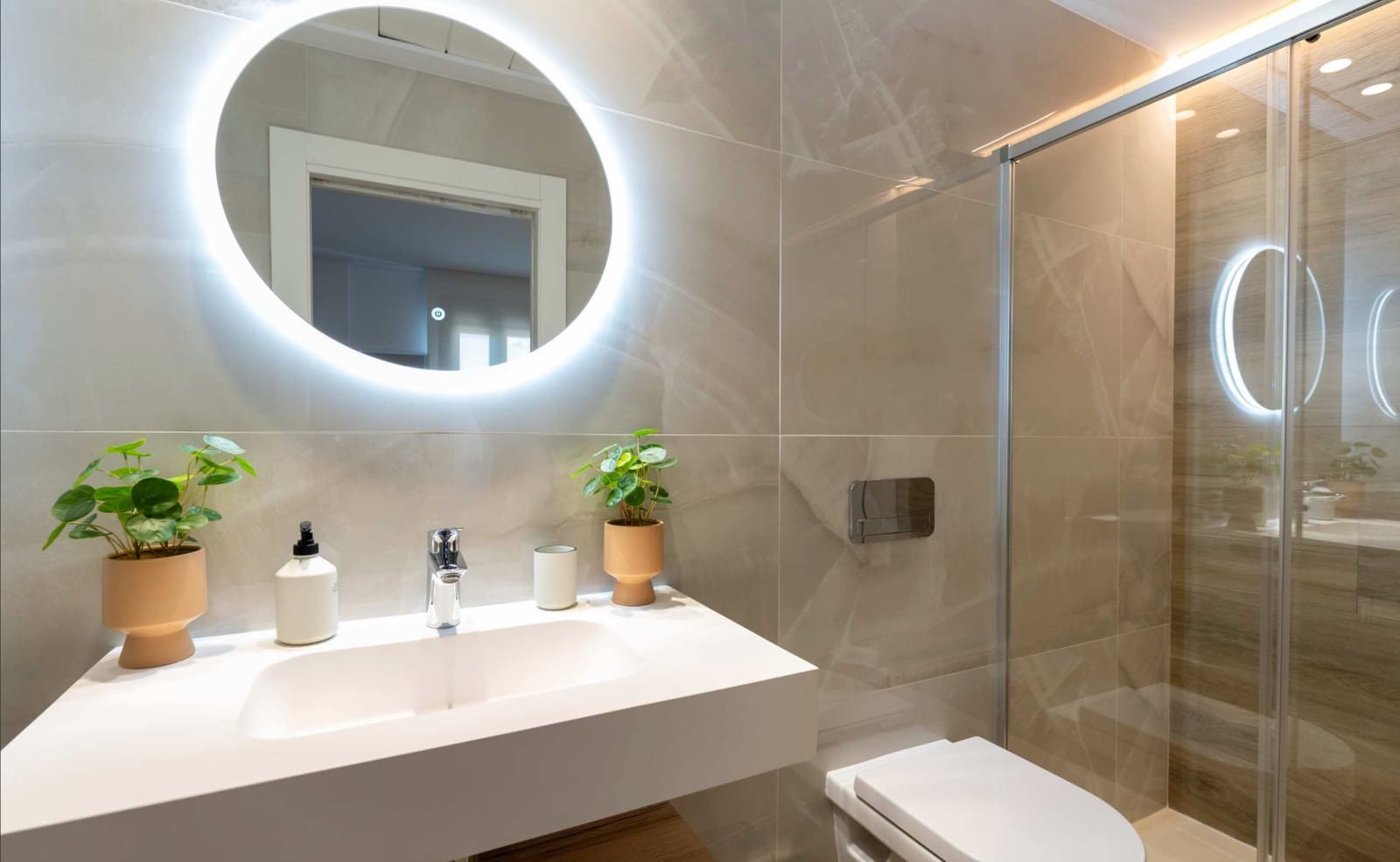 Casa de 3 habitaciones en Gran Alacant en venta con piscina - 350.000 € (Ref: 9985844)