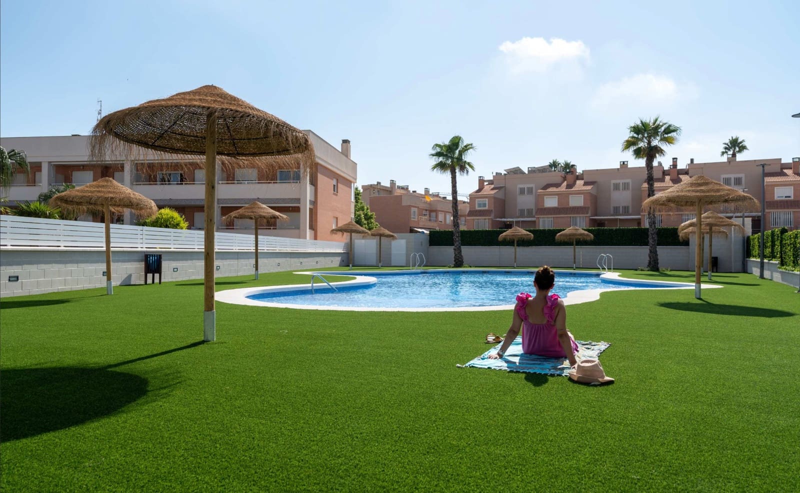 Casa de 3 habitaciones en Gran Alacant en venta con piscina - 350.000 € (Ref: 9985844)