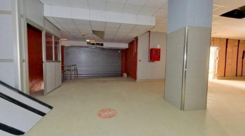 1 soverom Bedrift til salgs i Pinos Puente - € 167 000 (Ref: 8465627)