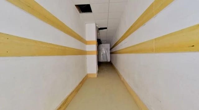 1 soverom Bedrift til salgs i Pinos Puente - € 167 000 (Ref: 8465627)