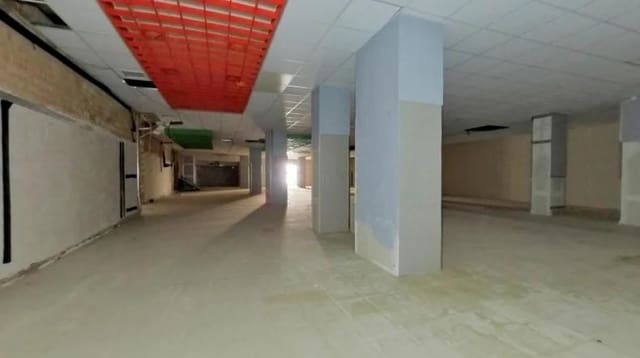 1 soverom Bedrift til salgs i Pinos Puente - € 167 000 (Ref: 8465627)