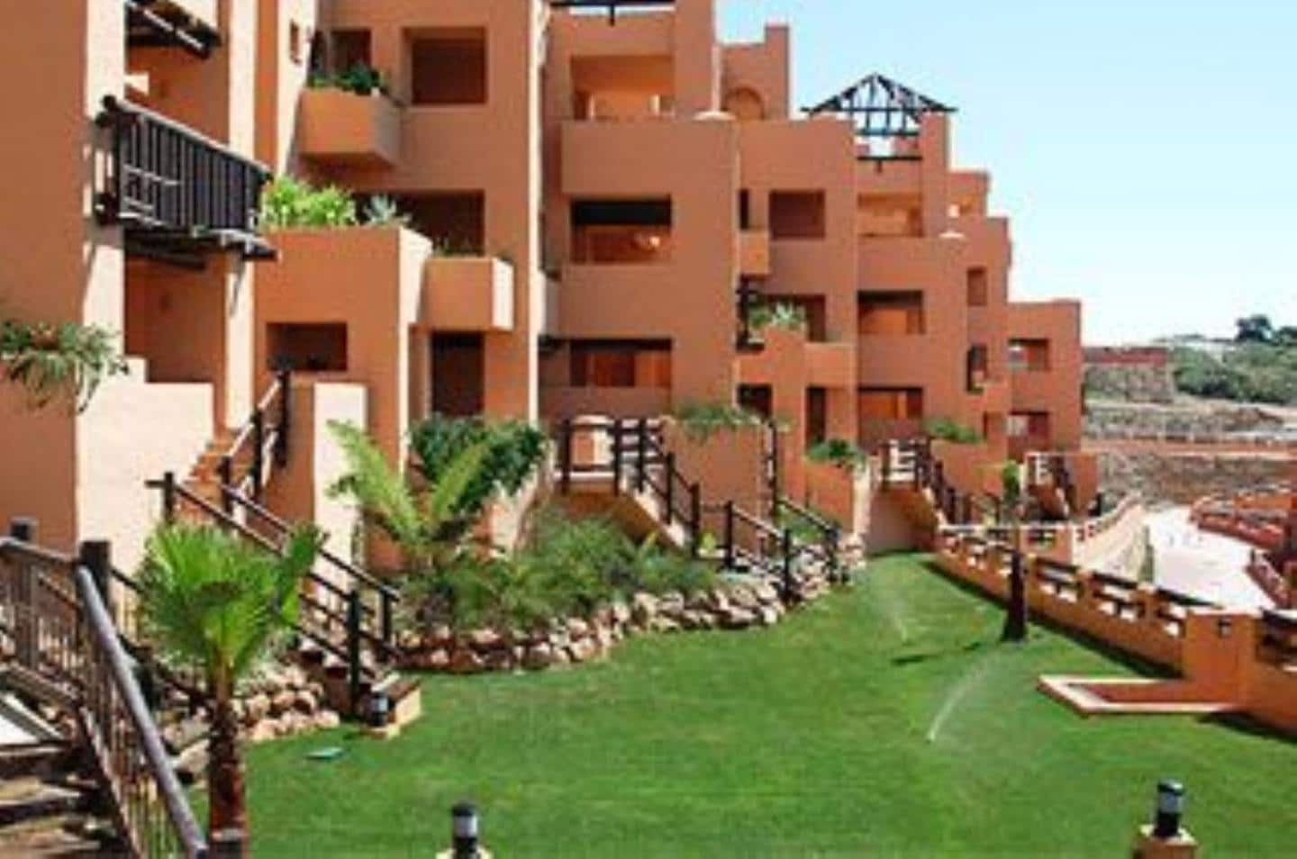 2 bedroom Flat for sale in Manilva with garage - € 239,200 (Ref: 8499375)