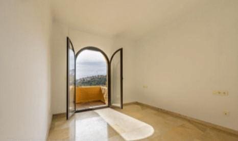 2 bedroom Flat for sale in Manilva with garage - € 225,000 (Ref: 8545552)