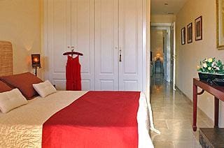 4 bedroom Flat for sale in Manilva with pool garage - € 438,800 (Ref: 9412971)