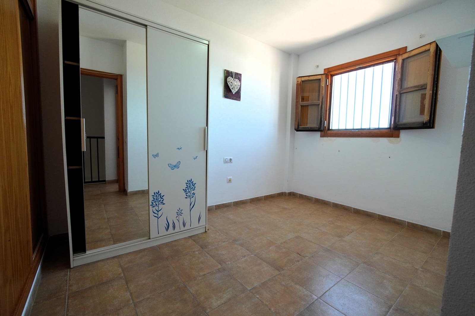 3 bedroom Terraced Villa for sale in Enix with garage - € 144,000 (Ref: 10007862)