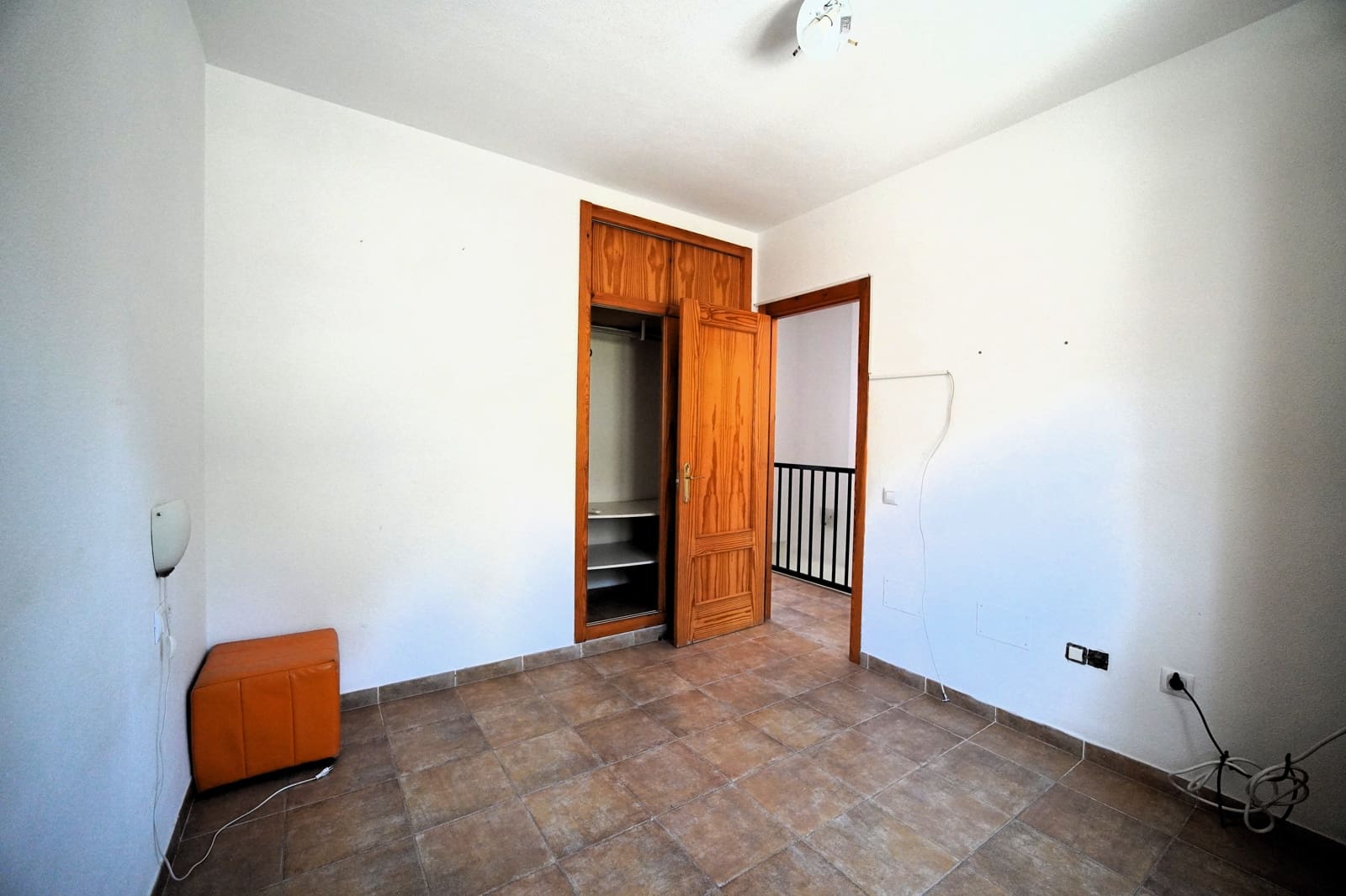 3 bedroom Terraced Villa for sale in Enix with garage - € 144,000 (Ref: 10007862)