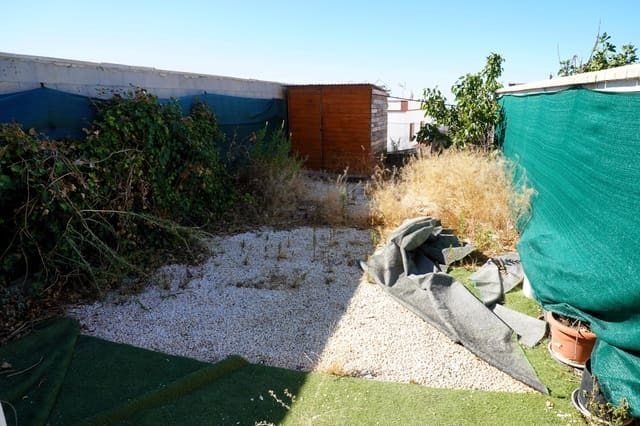 3 bedroom Terraced Villa for sale in Enix with garage - € 144,000 (Ref: 10007862)