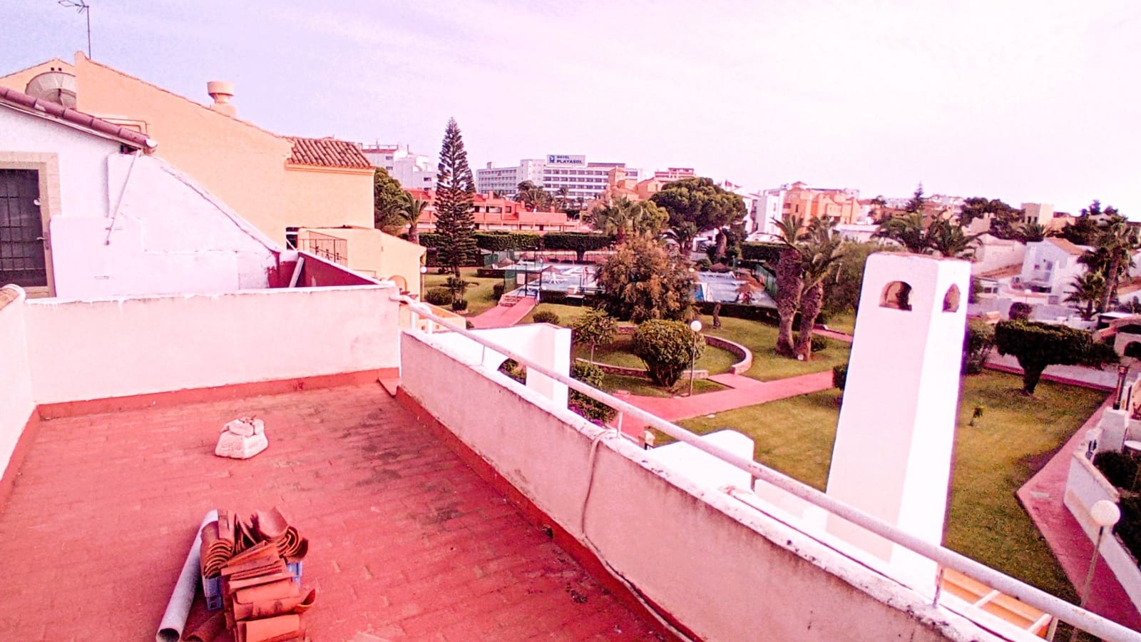 Adosado de 3 habitaciones en Roquetas de Mar en venta con piscina garaje - 279.000 € (Ref: 10032415)