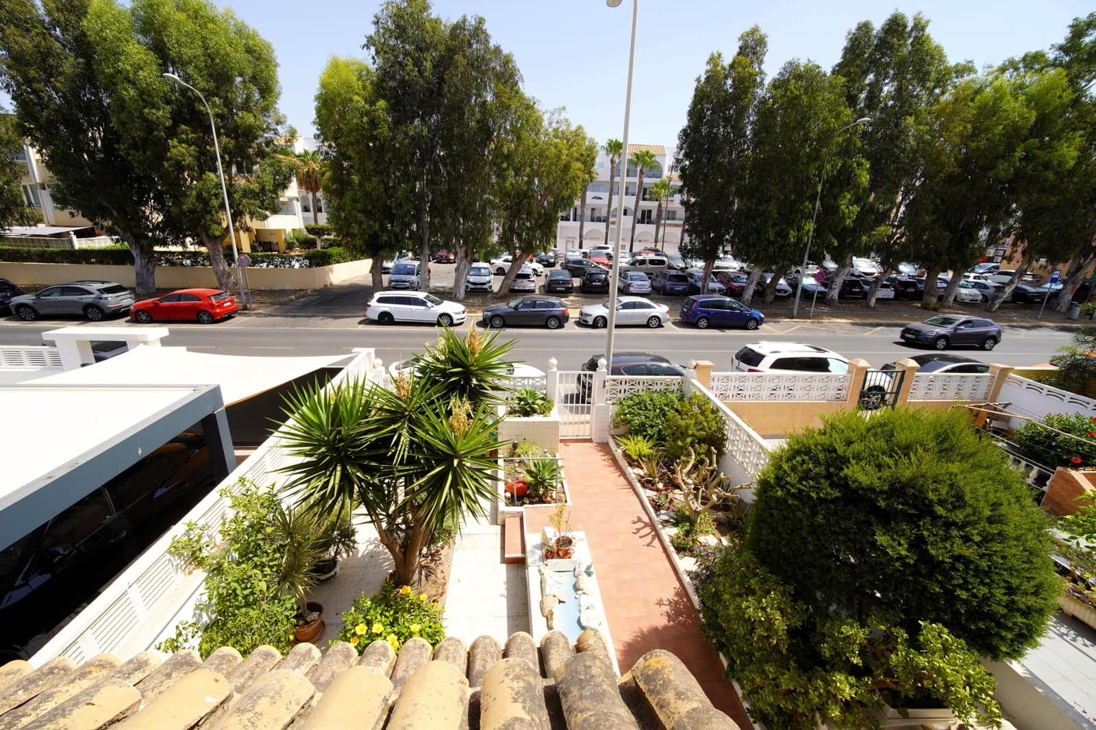 Adosado de 3 habitaciones en Roquetas de Mar en venta con piscina garaje - 279.000 € (Ref: 10032415)