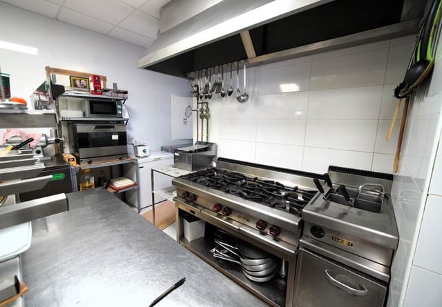 1 slaapkamer Restaurant/bar te koop in Rodalquilar, Níjar - € 860.000 (Ref: 10117443)