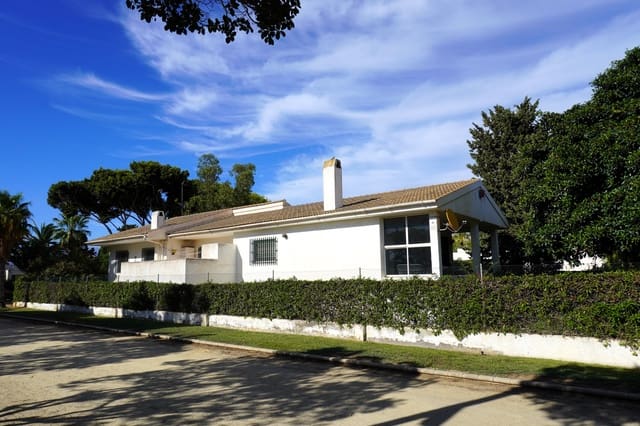 7 Zimmer Villa zu verkaufen in Roquetas de Mar mit Garage - 649.999 € (Ref: 10141471)