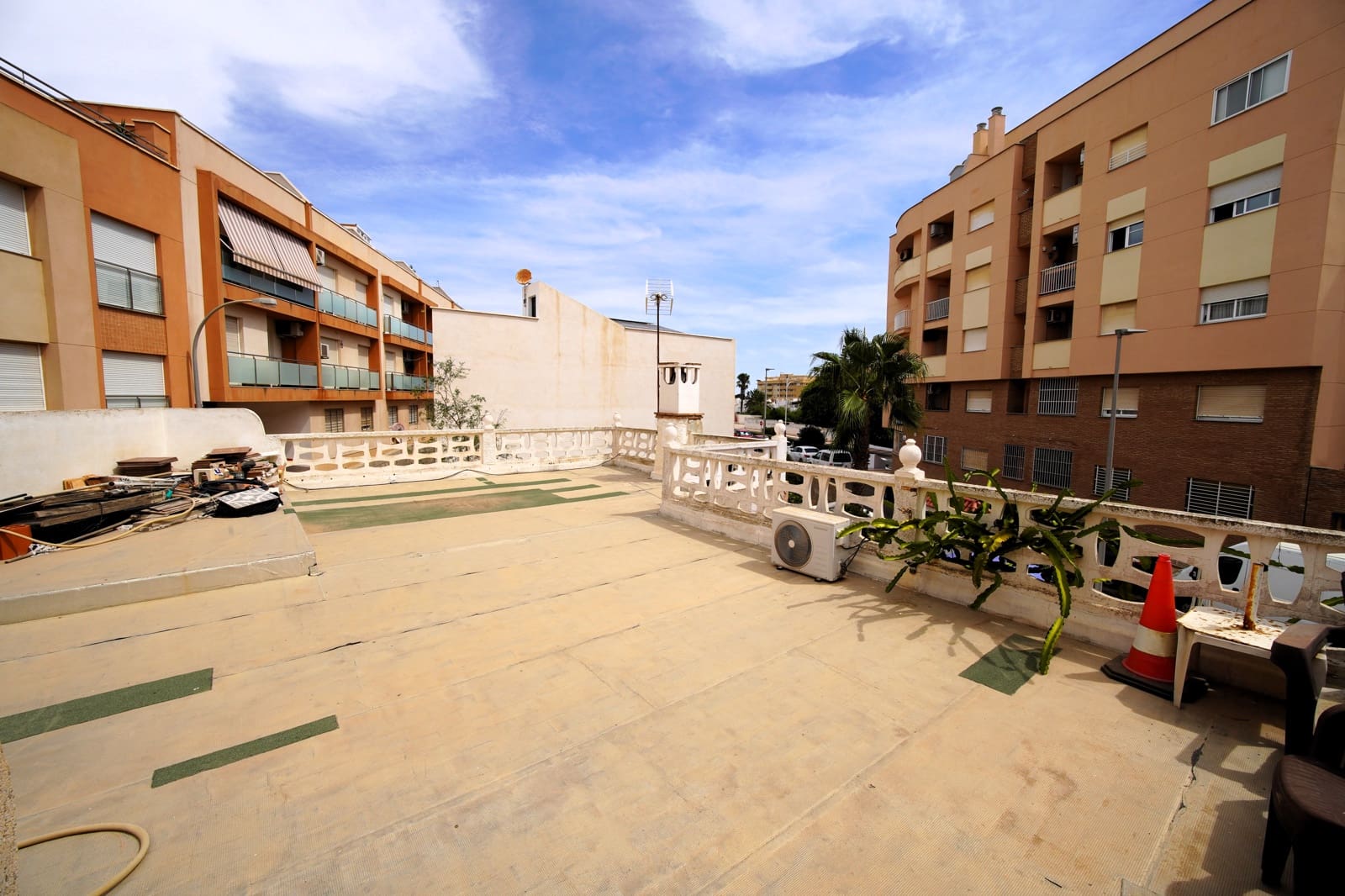 3 quarto Moradia em Banda para venda em Roquetas de Mar com piscina garagem - 349 000 € (Ref: 10148119)