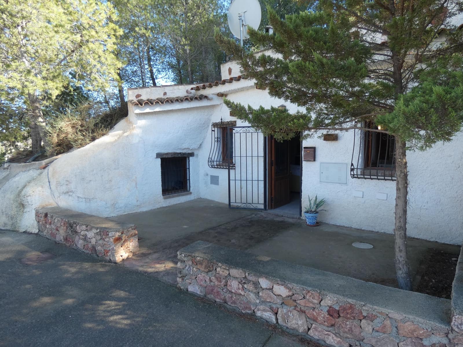 2 bedroom Townhouse for sale in Terque with pool € 67,500 (Ref 7423151)