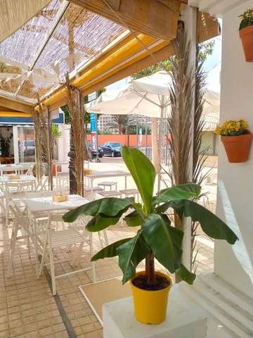 Kaupallinen myytävänä paikassa Roquetas de Mar - 79 500 € (Ref: 7428171)