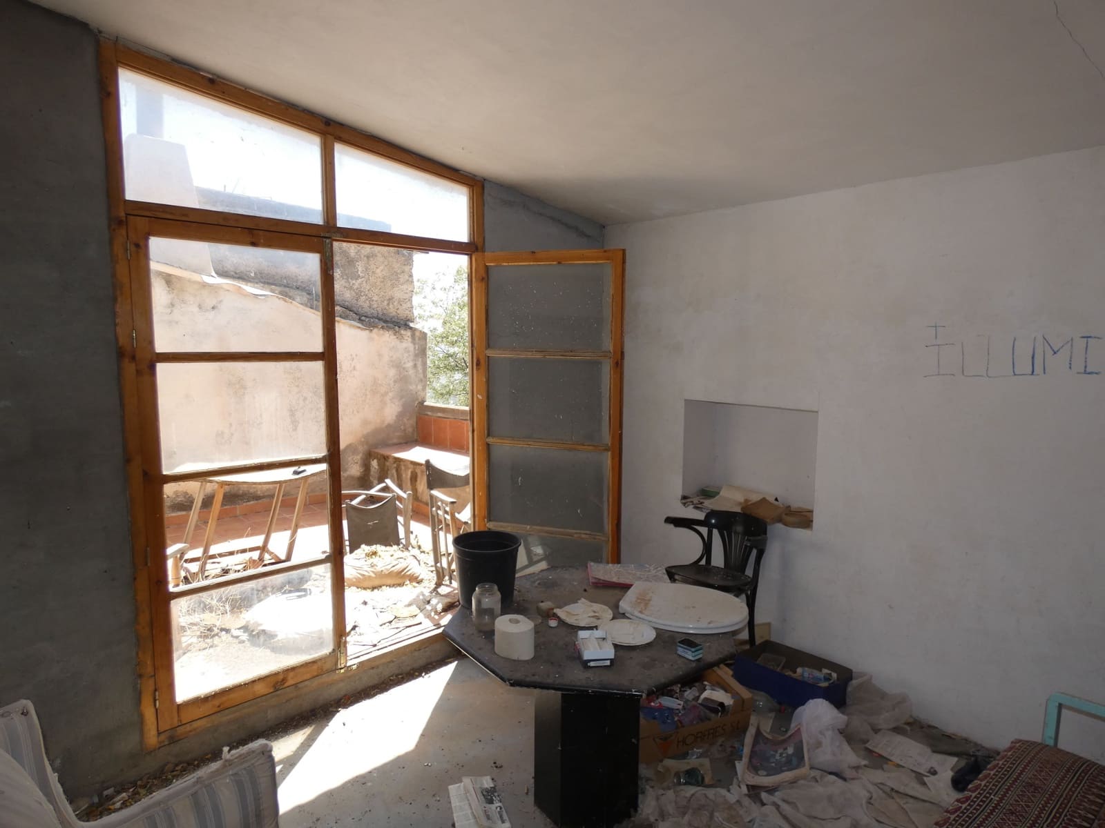 4 soveværelse Byhus til salg i Senes - € 39.500 (Ref: 7935205)