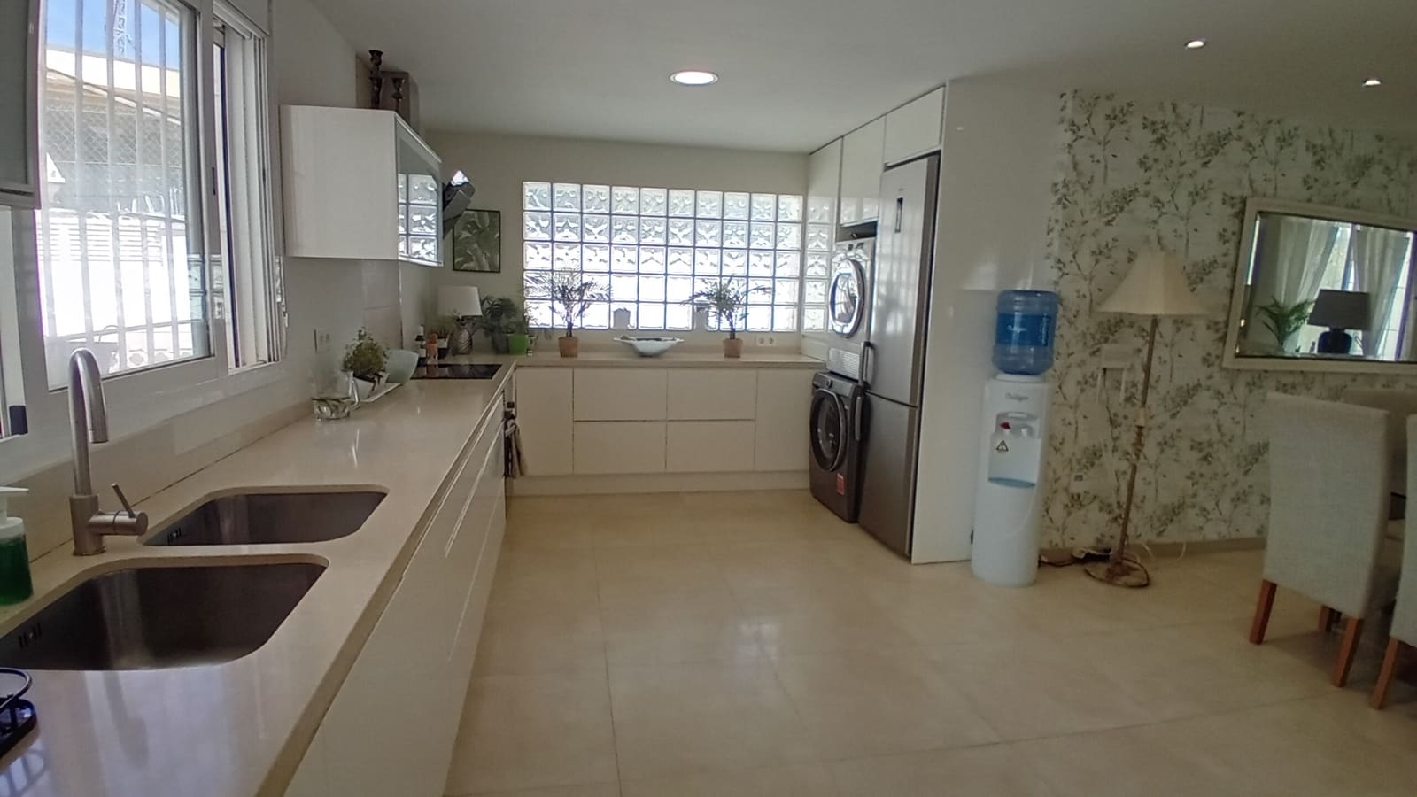 3 soverom Villa til salgs i Roquetas de Mar med svømmebasseng garasje - € 650 000 (Ref: 7978192)