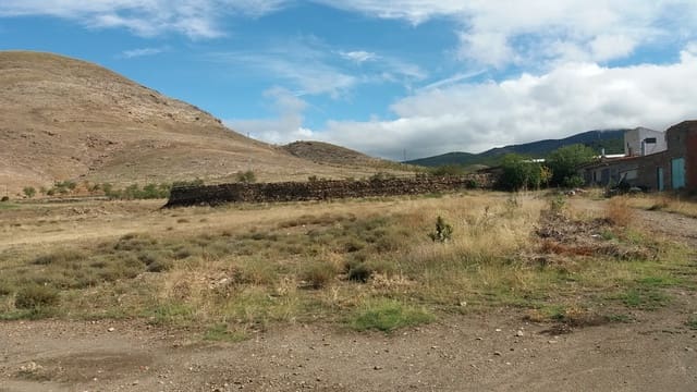 Building Plot for sale in La Calahorra - € 384,999 (Ref: 8378281)