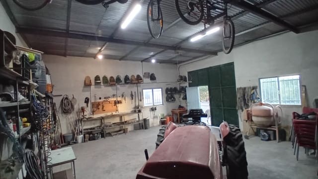 3 soverom Finca/Herregård til salgs i Enix med garasje - € 360 000 (Ref: 8589851)