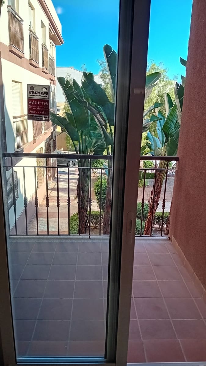 2 bedroom Flat for sale in Roquetas de Mar with garage € 69,498 (Ref