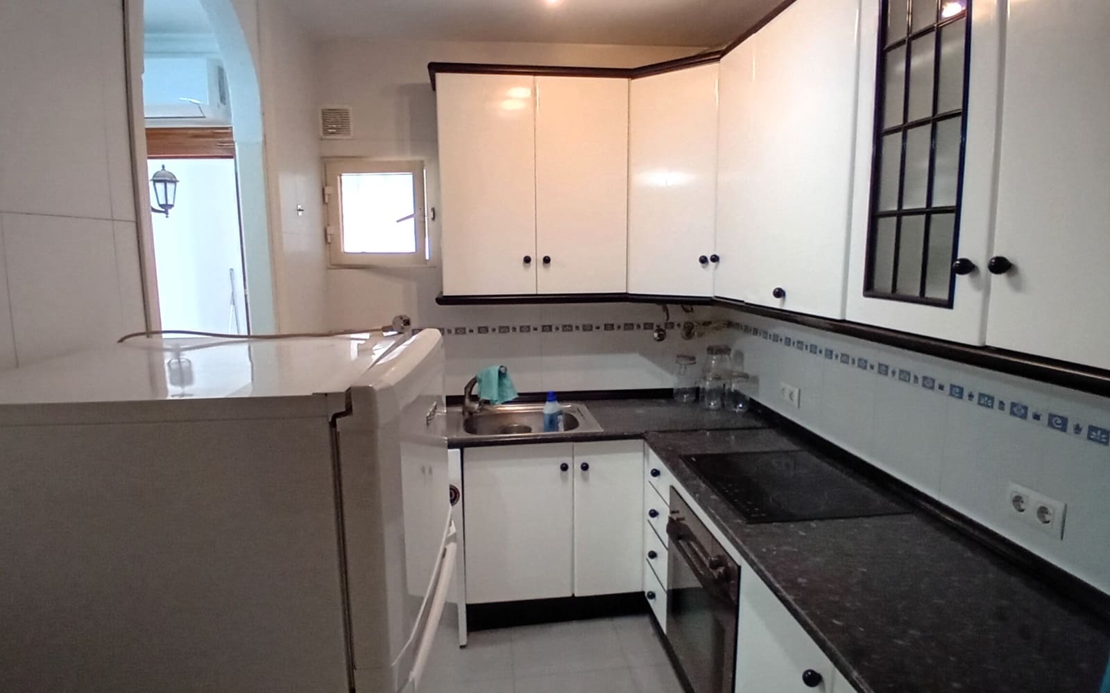 2 soveværelse Lejlighed til salg i Roquetas de Mar med swimmingpool - € 139.500 (Ref: 9022303)