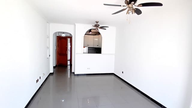 2 slaapkamer Flat te koop in Roquetas de Mar met zwembad - € 139.500 (Ref: 9022303)