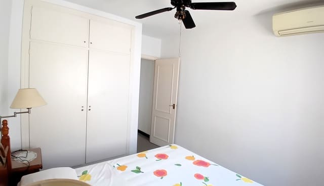 2 slaapkamer Flat te koop in Roquetas de Mar met zwembad - € 139.500 (Ref: 9022303)