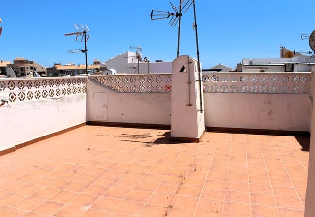 2 slaapkamer Flat te koop in Roquetas de Mar met zwembad - € 139.500 (Ref: 9022303)