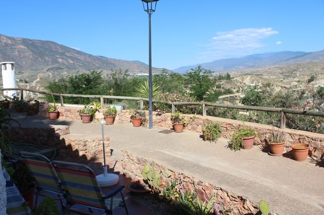 2 soveværelse Byhus til salg i Terque med swimmingpool - € 69.500 (Ref: 9074401)