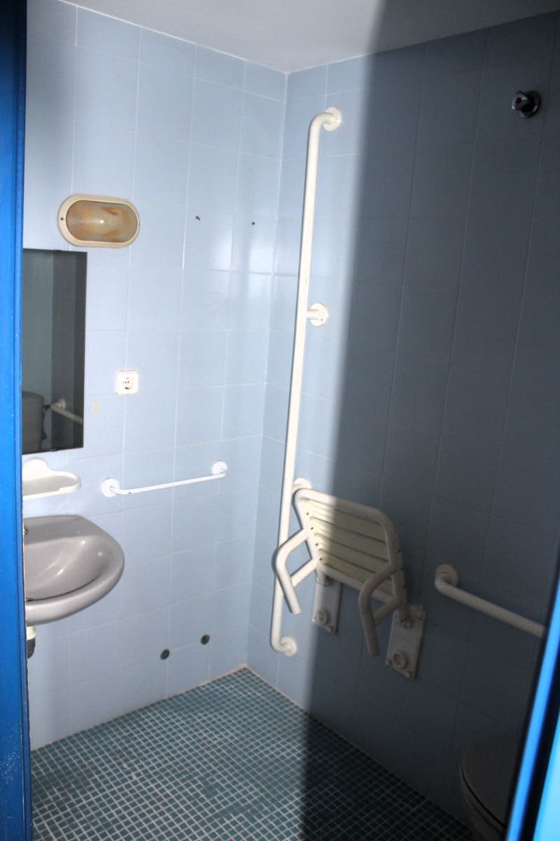 13 bedroom Guesthouse/B & B for sale in Santa Cruz de Marchena with garage - € 200,000 (Ref: 9170701)