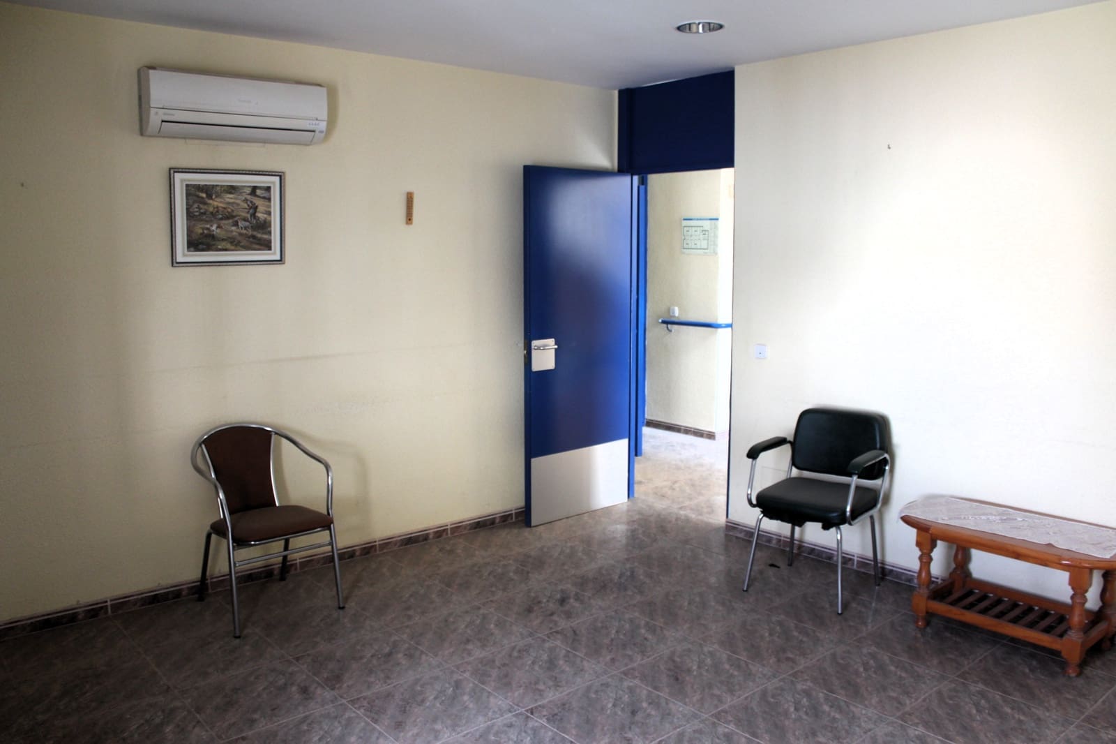 13 bedroom Guesthouse/B & B for sale in Santa Cruz de Marchena with garage - € 200,000 (Ref: 9170701)