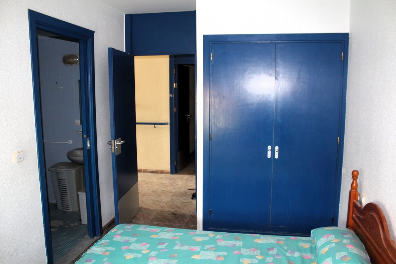 13 bedroom Guesthouse/B & B for sale in Santa Cruz de Marchena with garage - € 200,000 (Ref: 9170701)