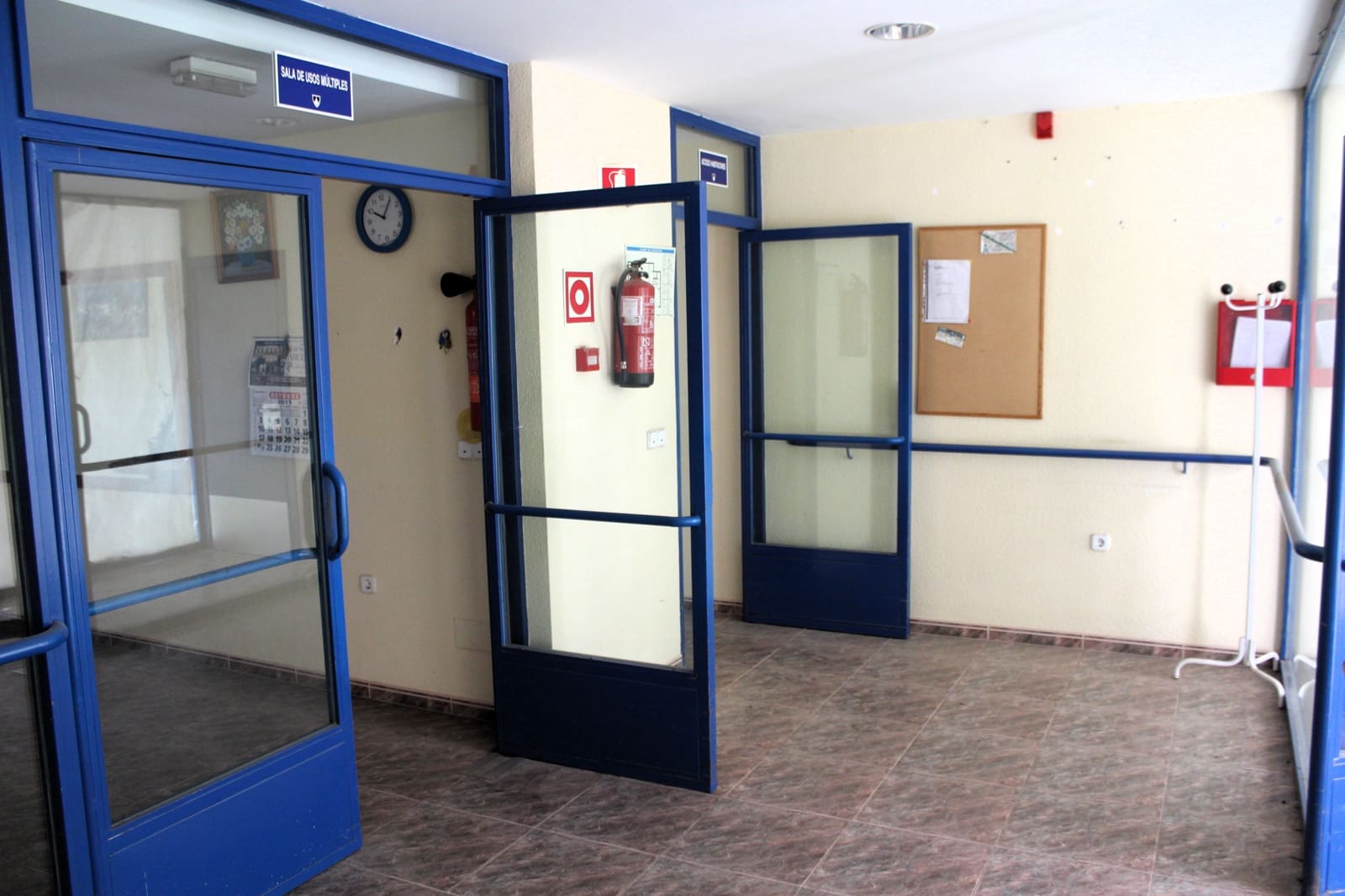 13 bedroom Guesthouse/B & B for sale in Santa Cruz de Marchena with garage - € 200,000 (Ref: 9170701)