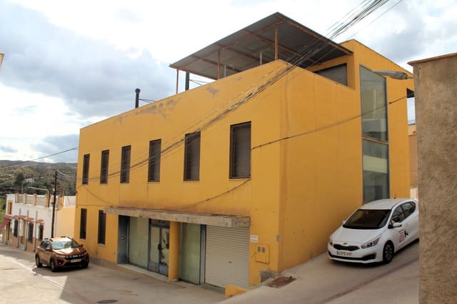 13 soverom Gjestgiveri/B&B til salgs i Santa Cruz de Marchena med garasje - € 200 000 (Ref: 9170701)