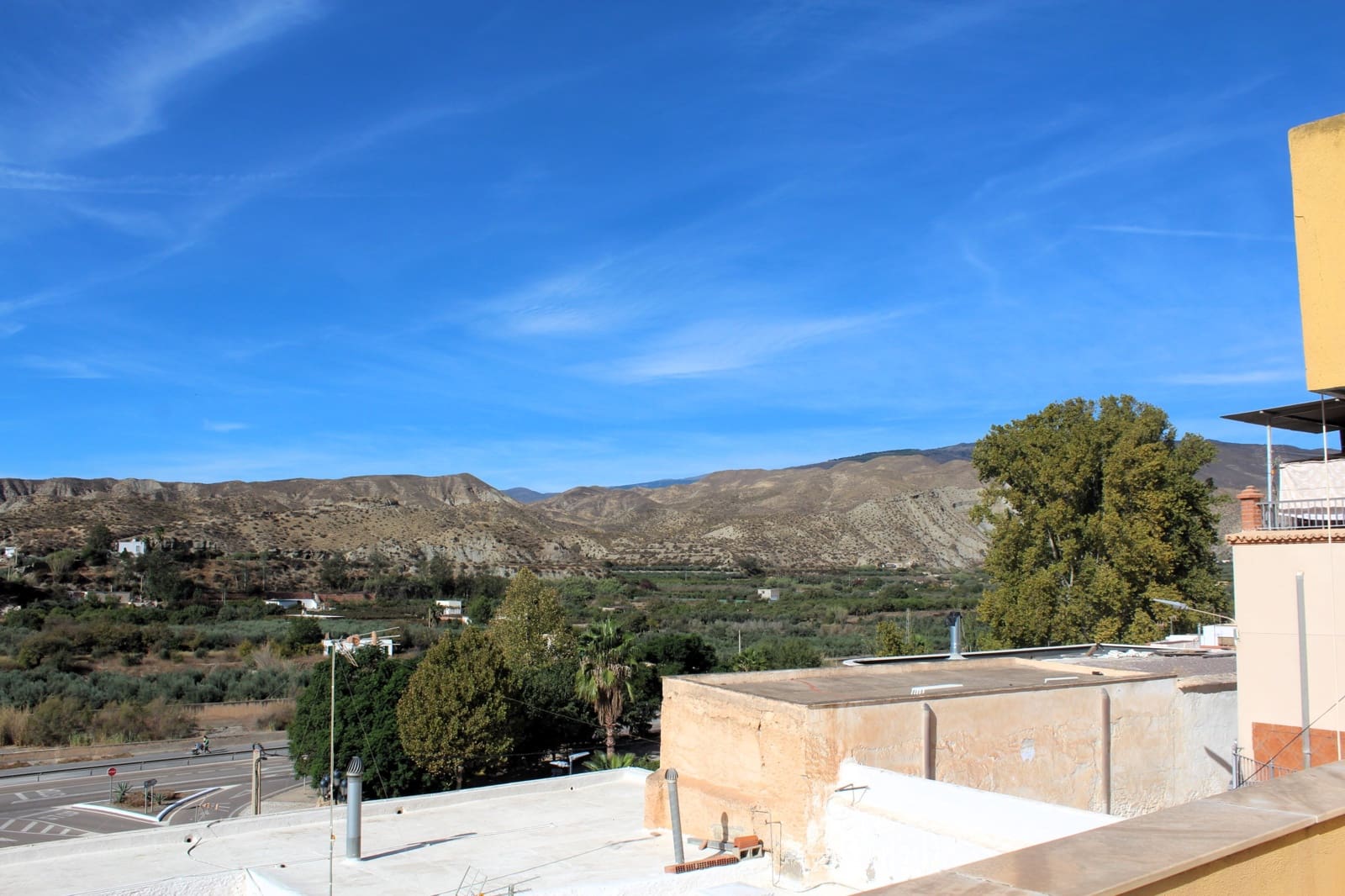 13 bedroom Guesthouse/B & B for sale in Santa Cruz de Marchena with garage - € 200,000 (Ref: 9170701)