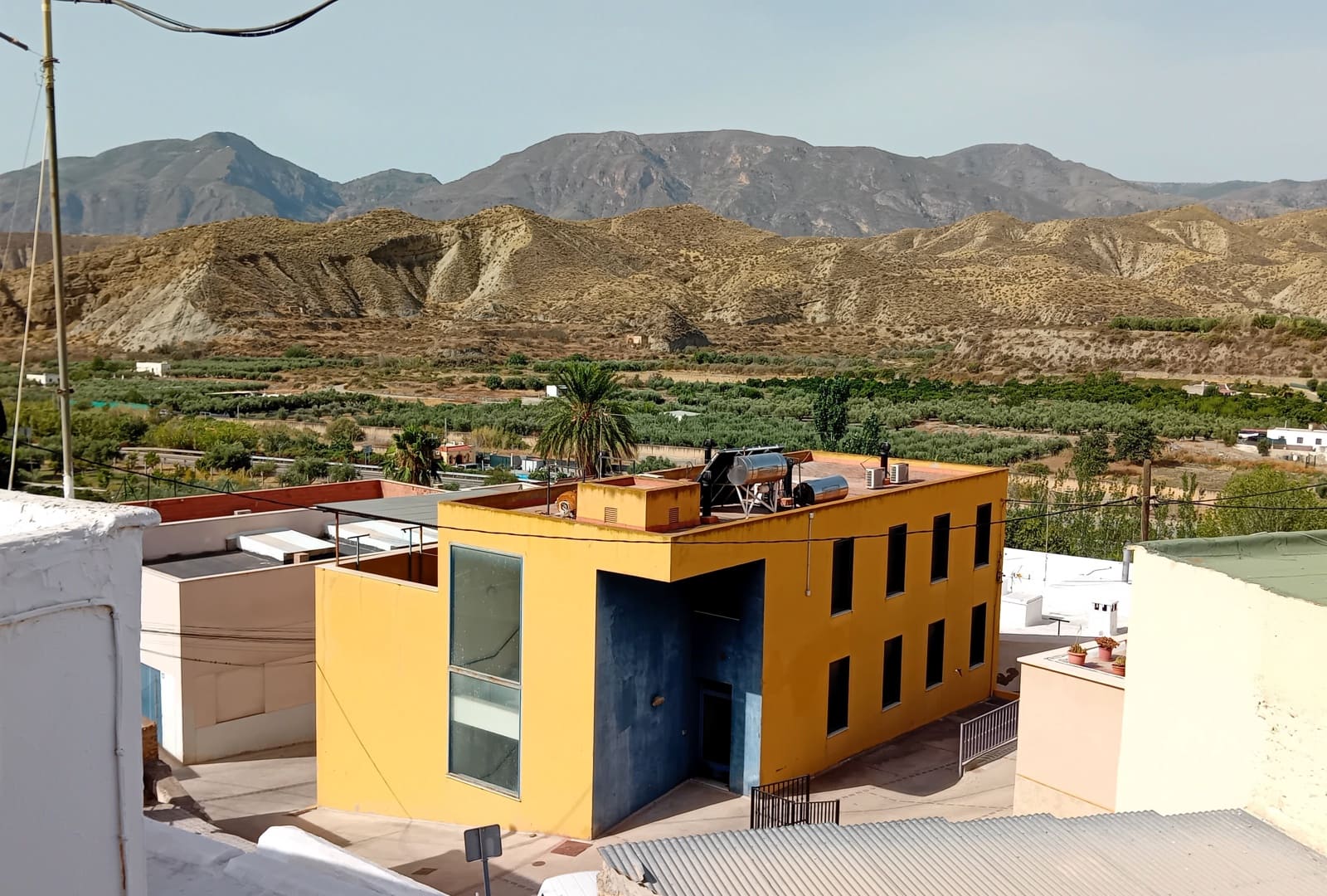 13 soveværelse Guesthouse/B & B til salg i Santa Cruz de Marchena med garage - € 150.000 (Ref: 9170701)