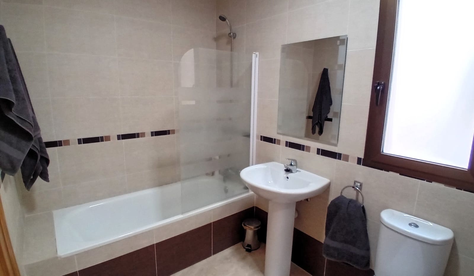 2 soveværelse Lejlighed til salg i Enix med swimmingpool garage - € 97.000 (Ref: 9310335)