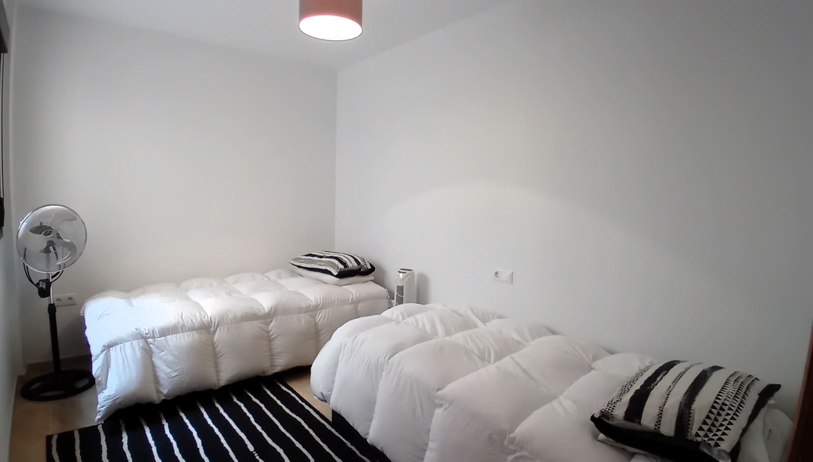 2 soveværelse Lejlighed til salg i Enix med swimmingpool garage - € 97.000 (Ref: 9310335)