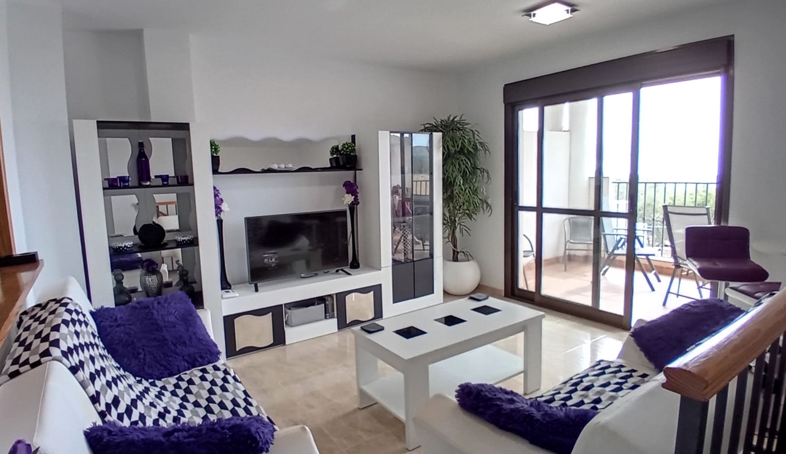 2 soveværelse Lejlighed til salg i Enix med swimmingpool garage - € 97.000 (Ref: 9310335)